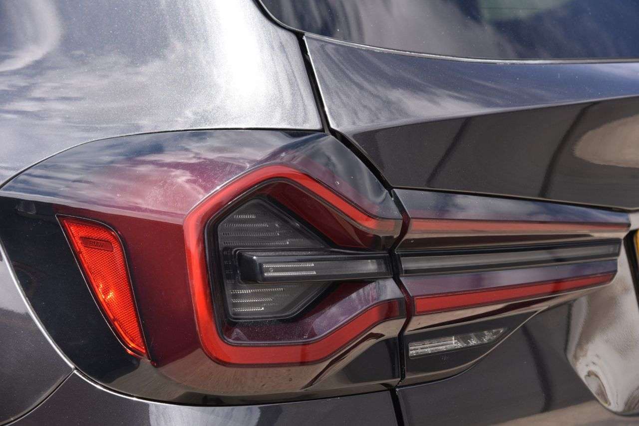 2022 BMW IX3 2022 BMW IX3
