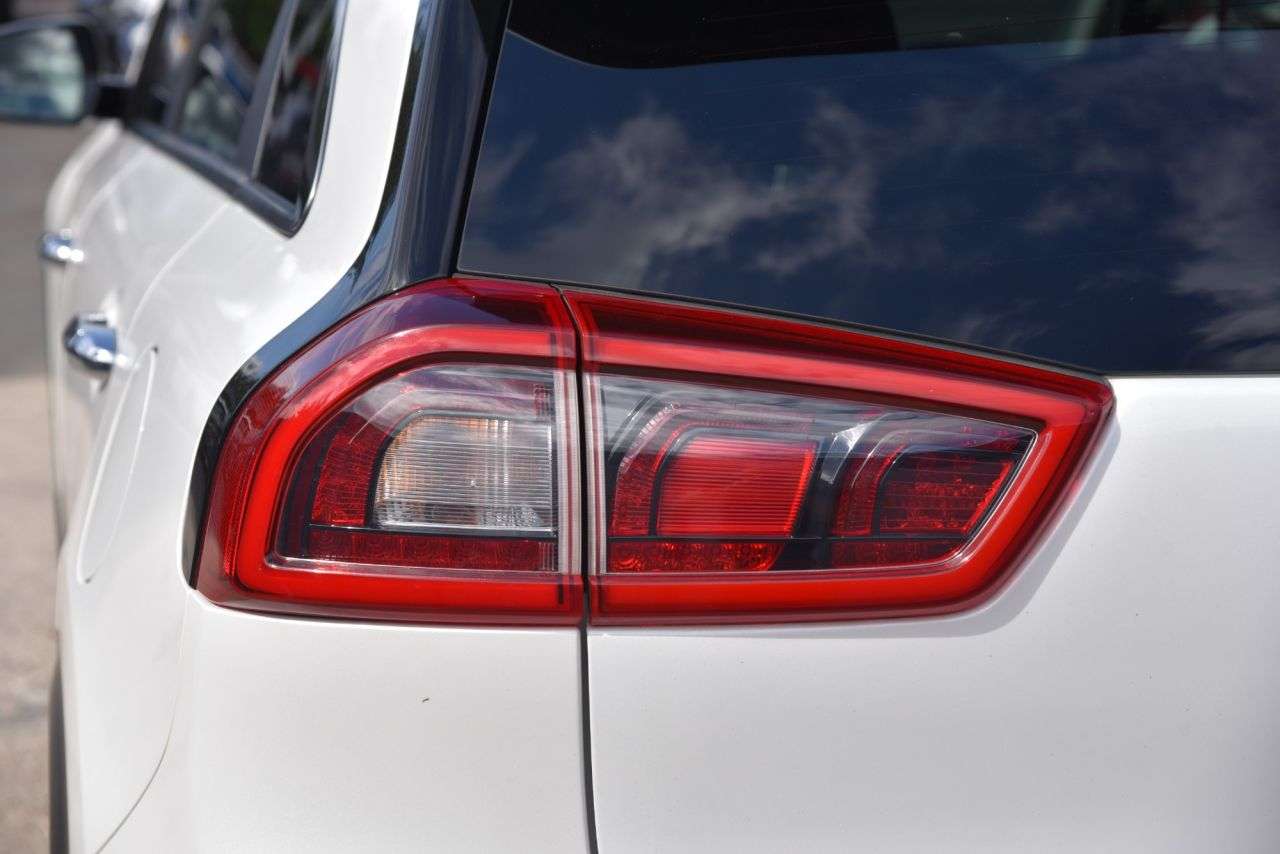 2018 KIA NIRO 2018 KIA NIRO