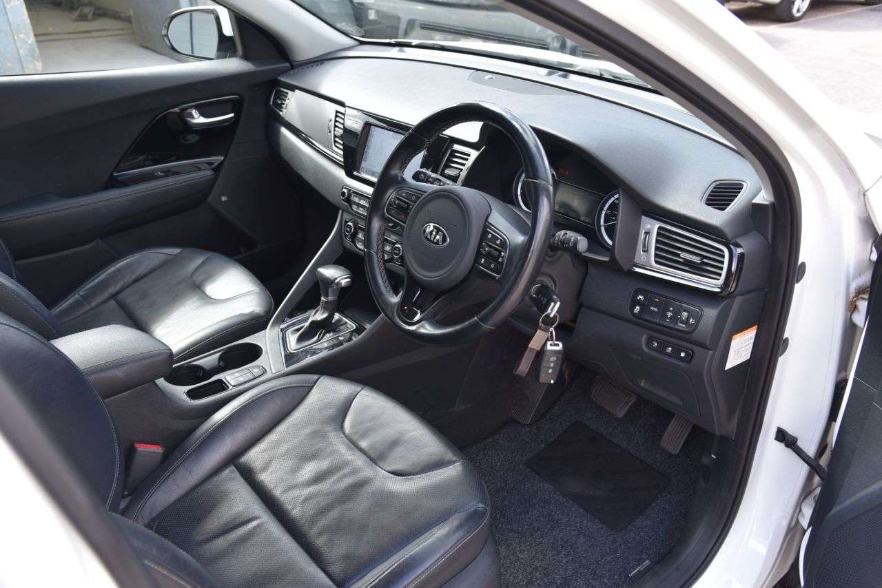 2018 KIA NIRO 2018 KIA NIRO