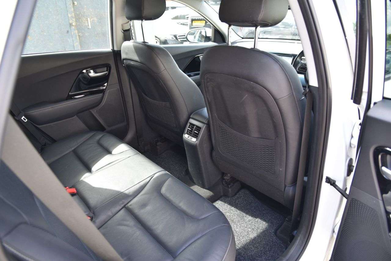 2018 KIA NIRO 2018 KIA NIRO