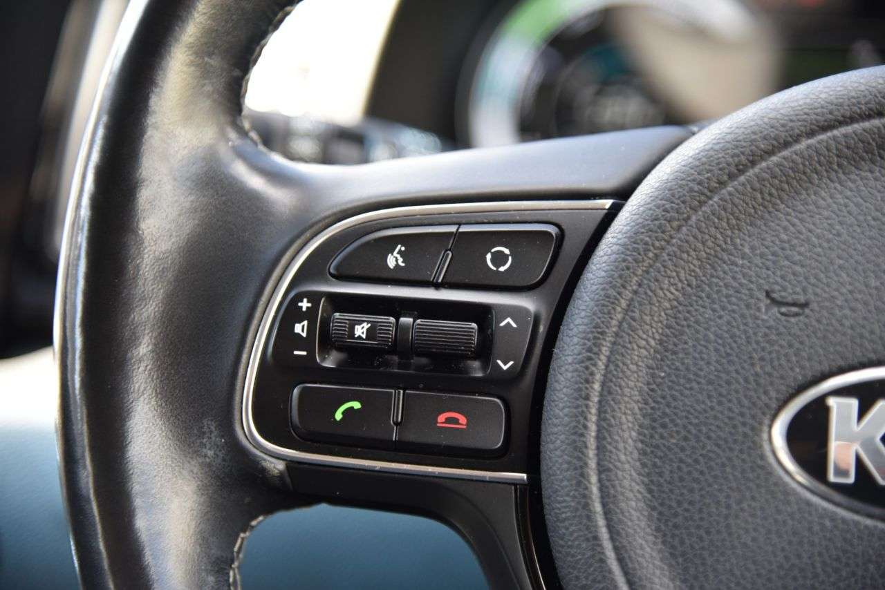 2018 KIA NIRO 2018 KIA NIRO