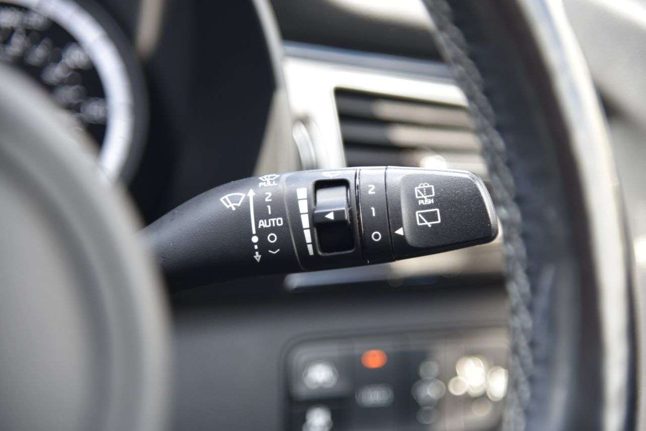 2018 KIA NIRO 2018 KIA NIRO