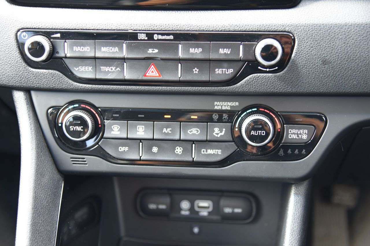 2018 KIA NIRO 2018 KIA NIRO