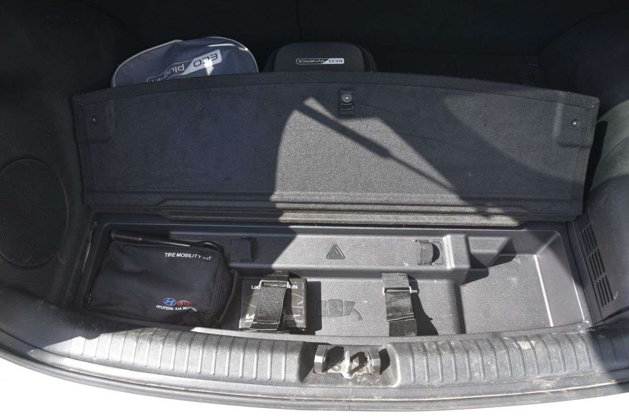 2018 KIA NIRO 2018 KIA NIRO