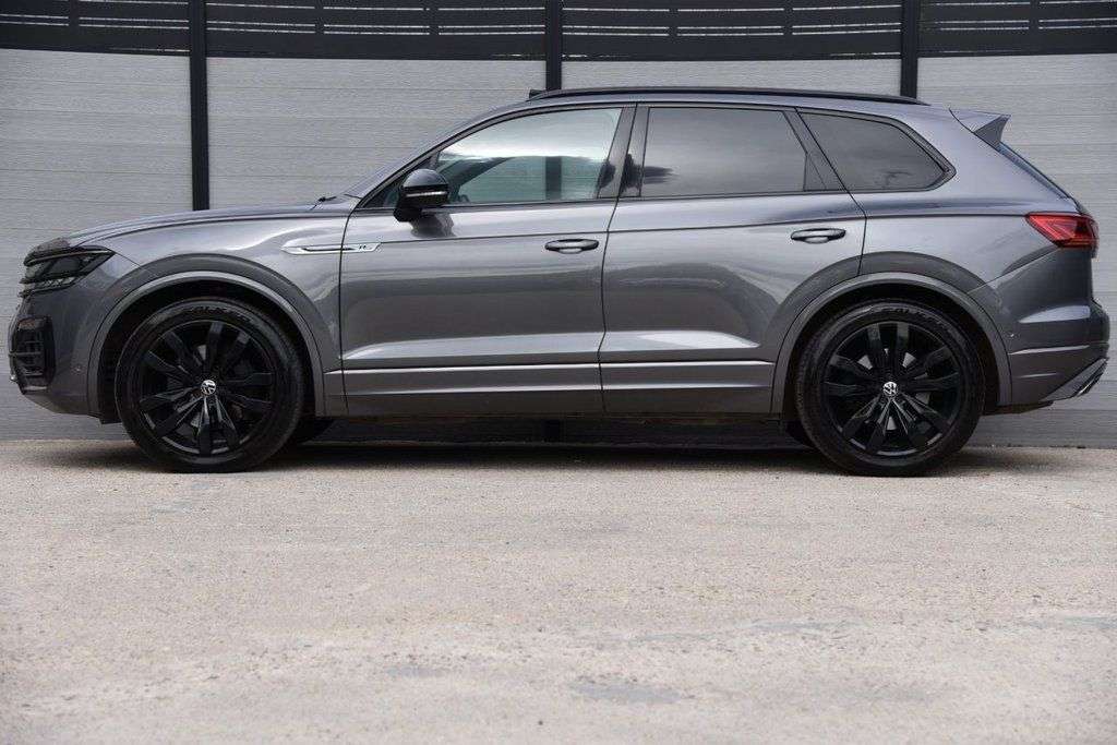 2020 VOLKSWAGEN TOUAREG 2020 VOLKSWAGEN TOUAREG
