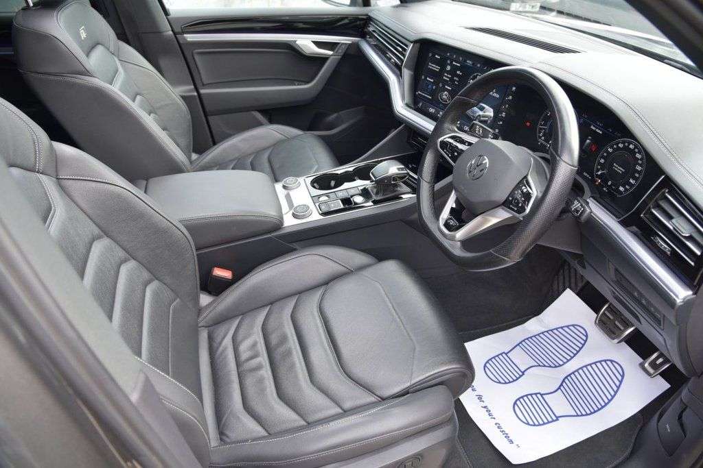 2020 VOLKSWAGEN TOUAREG 2020 VOLKSWAGEN TOUAREG