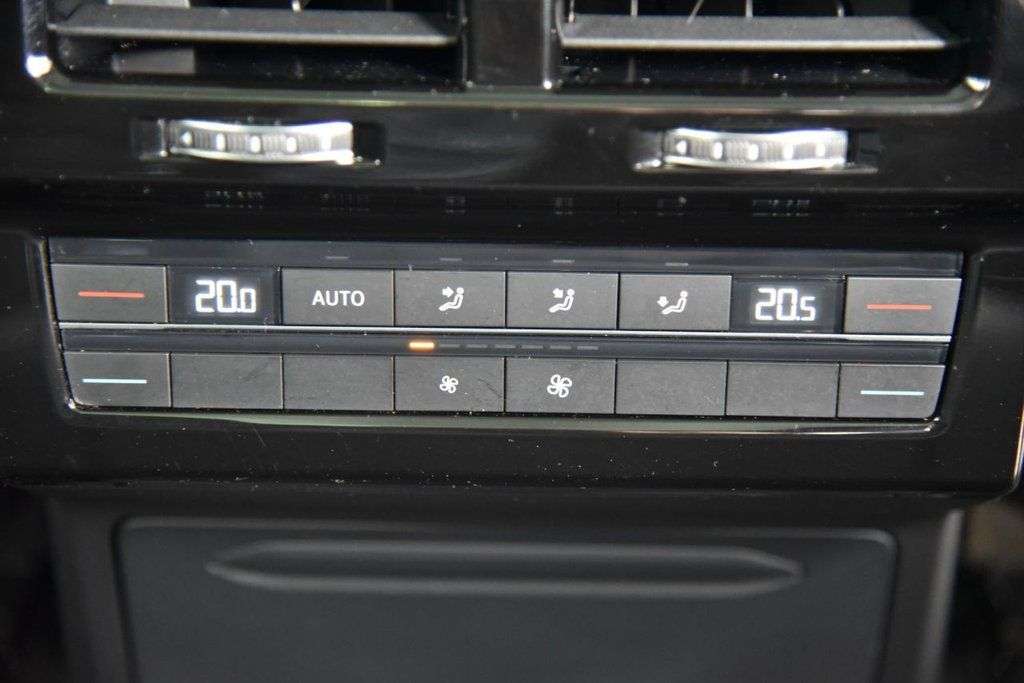 2020 VOLKSWAGEN TOUAREG 2020 VOLKSWAGEN TOUAREG