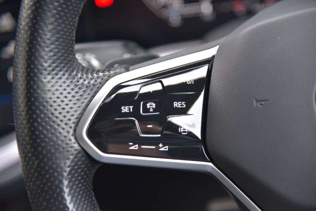 2020 VOLKSWAGEN TOUAREG 2020 VOLKSWAGEN TOUAREG