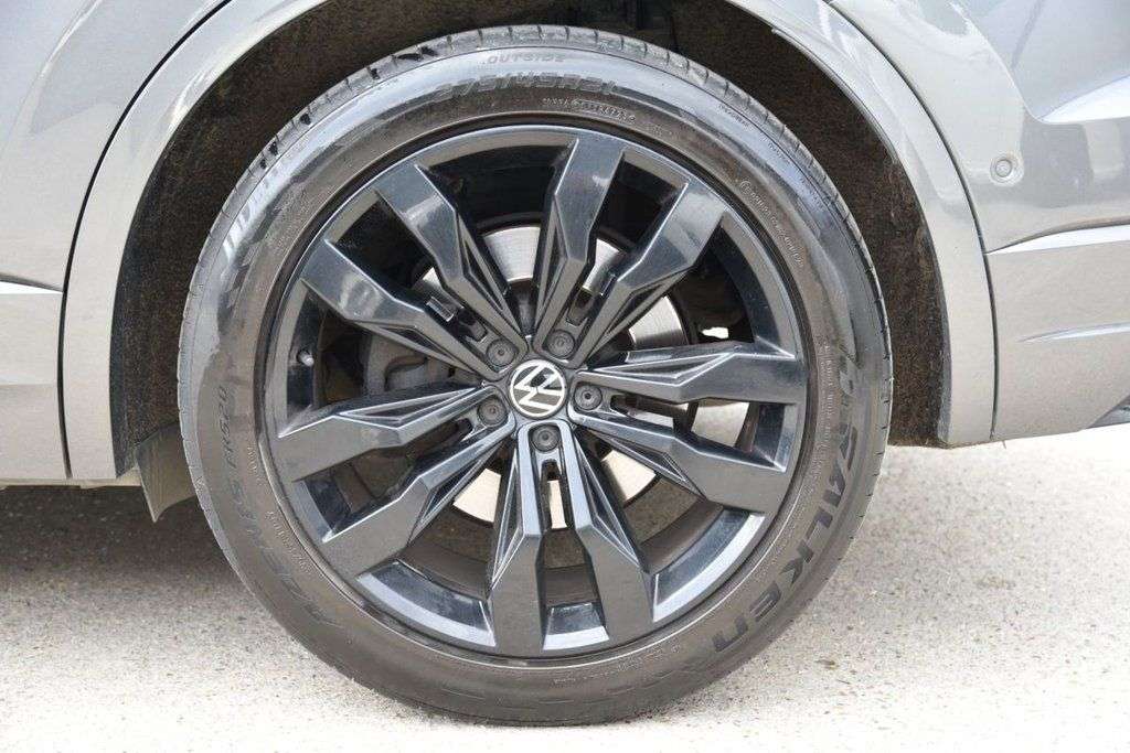 2020 VOLKSWAGEN TOUAREG 2020 VOLKSWAGEN TOUAREG