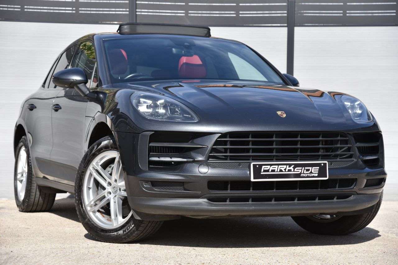 A 2019 PORSCHE MACAN 3.0T V6 S SUV 5dr Petrol PDK 4WD Euro 6 (s/s) (354 ps) RED LEATHERS | 19" T A 2019 PORSCHE MACAN 3.0T V6 S SUV 5dr Petrol PDK 4WD Euro 6 (s/s) (354 ps) RED LEATHERS | 19" T