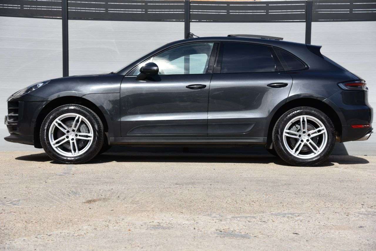 2019 PORSCHE MACAN 2019 PORSCHE MACAN