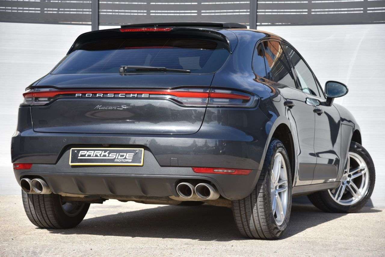 2019 PORSCHE MACAN 2019 PORSCHE MACAN