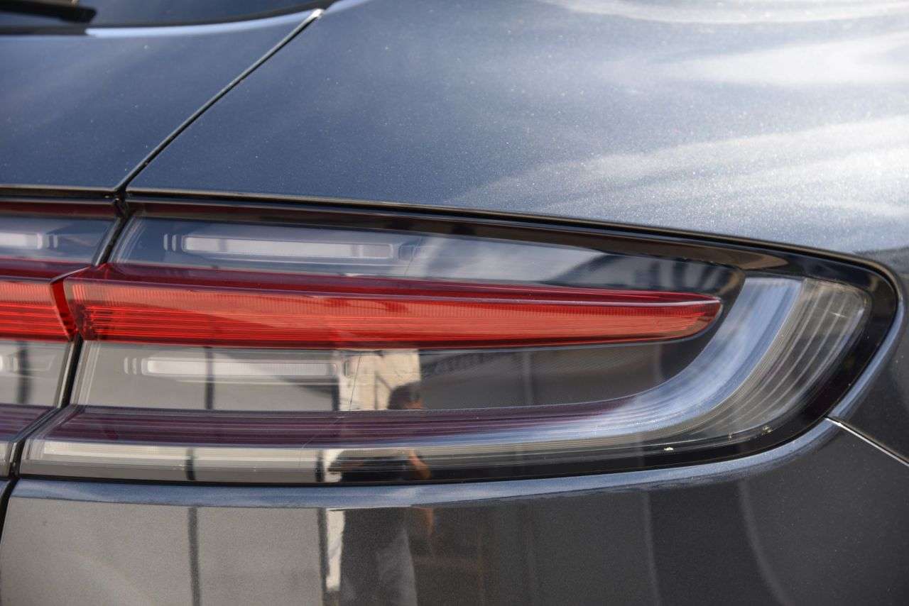 2019 PORSCHE MACAN 2019 PORSCHE MACAN