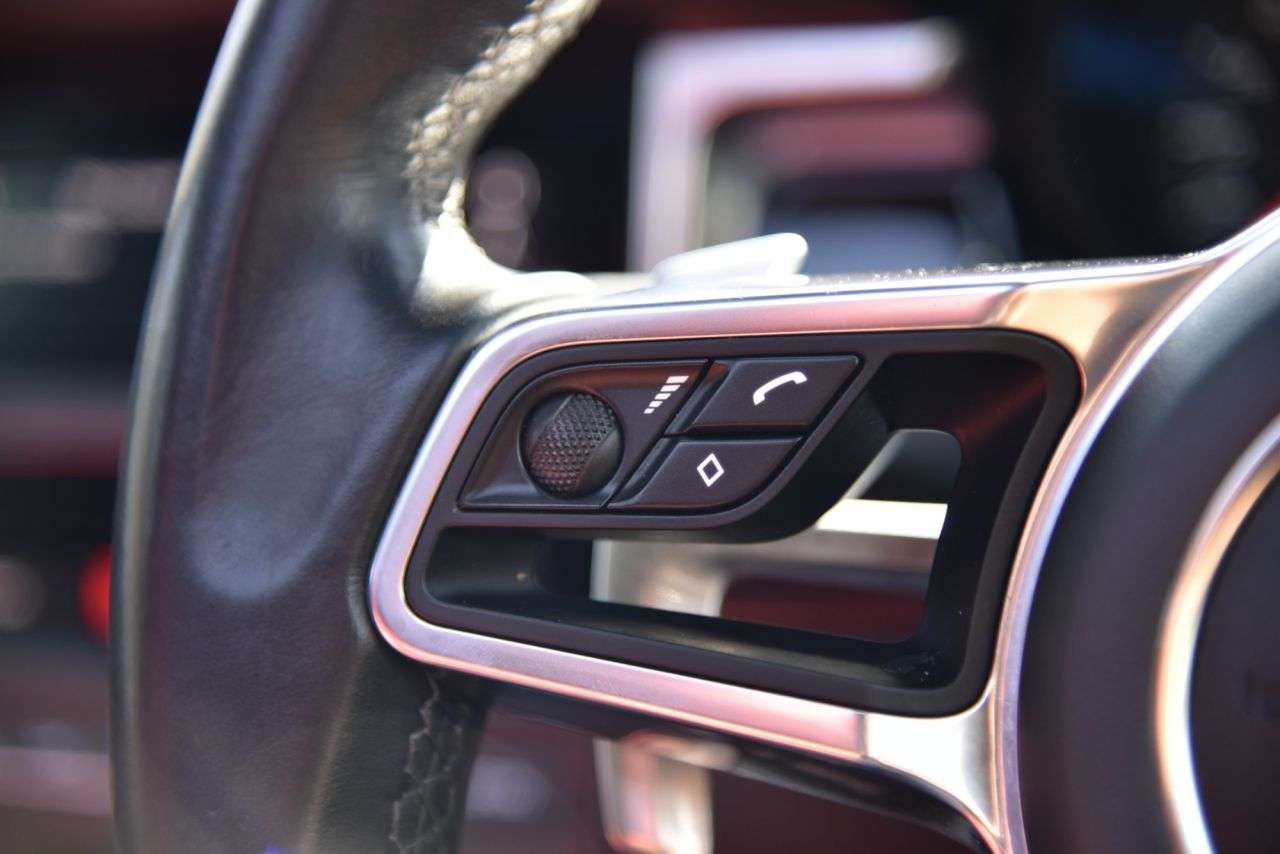 2019 PORSCHE MACAN 2019 PORSCHE MACAN