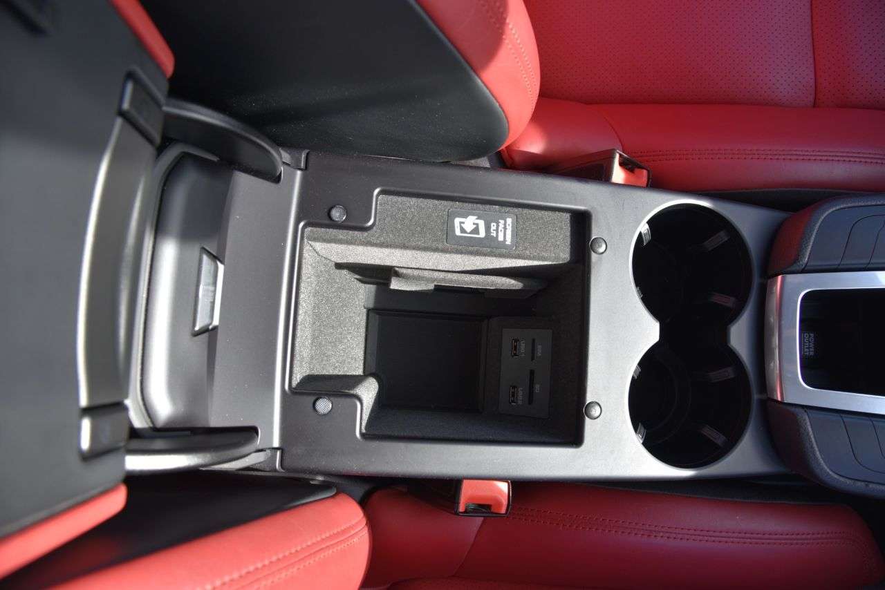 2019 PORSCHE MACAN 2019 PORSCHE MACAN