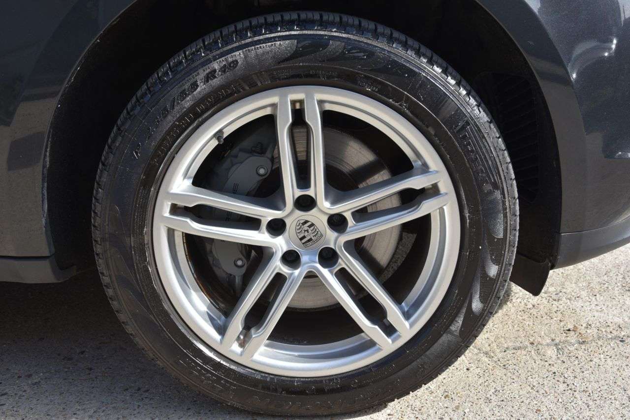 2019 PORSCHE MACAN 2019 PORSCHE MACAN