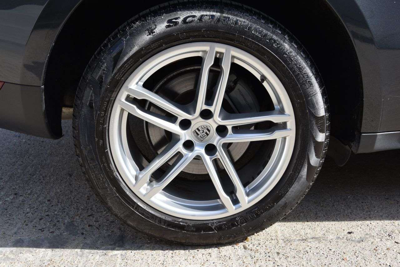 2019 PORSCHE MACAN 2019 PORSCHE MACAN