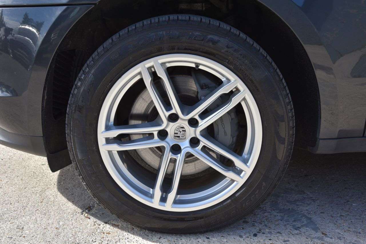 2019 PORSCHE MACAN 2019 PORSCHE MACAN