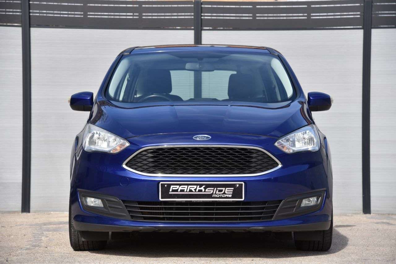 A 2018 FORD GRAND C-MAX 1.0T EcoBoost Zetec MPV 5dr Petrol Manual Euro 6 (s/s) (125 ps) REVERSE CAM A 2018 FORD GRAND C-MAX 1.0T EcoBoost Zetec MPV 5dr Petrol Manual Euro 6 (s/s) (125 ps) REVERSE CAM