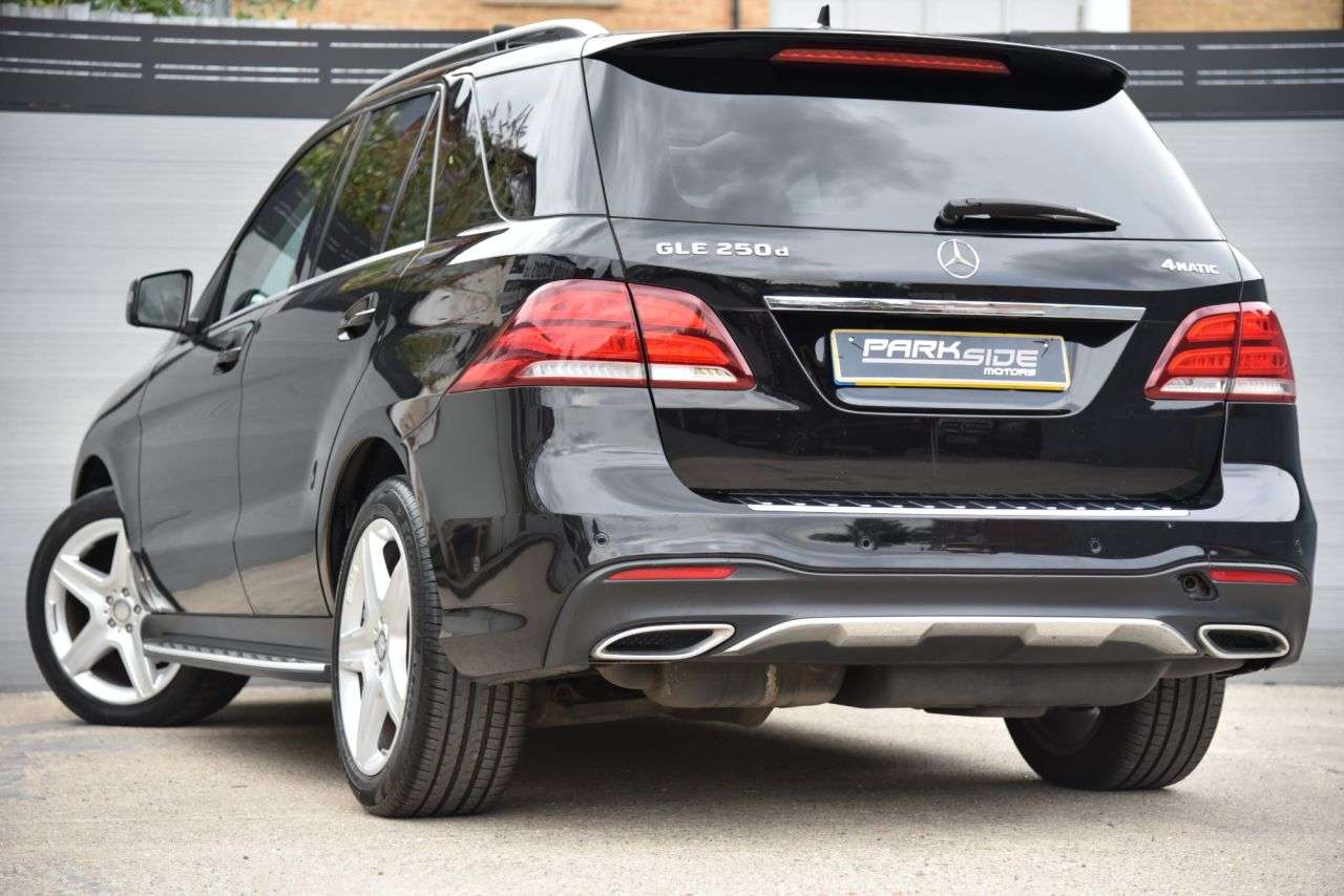 A 2016 MERCEDES-BENZ GLE 2.1 GLE250d AMG Line (Premium) SUV 5dr Diesel G-Tronic 4MATIC Euro 6 (s/s) A 2016 MERCEDES-BENZ GLE 2.1 GLE250d AMG Line (Premium) SUV 5dr Diesel G-Tronic 4MATIC Euro 6 (s/s)