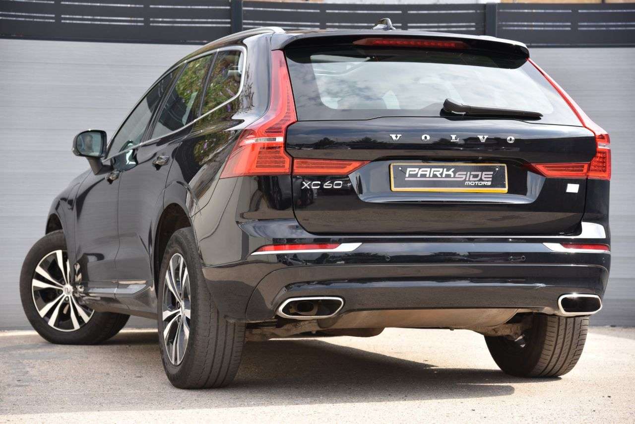 A 2020 VOLVO XC60 2.0h T6 Recharge 11.6kWh Inscription Expression SUV 5dr Petrol Plug-in Hybr A 2020 VOLVO XC60 2.0h T6 Recharge 11.6kWh Inscription Expression SUV 5dr Petrol Plug-in Hybr