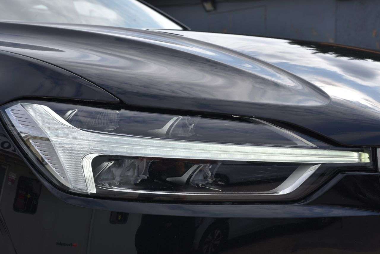 2020 VOLVO XC60 2020 VOLVO XC60