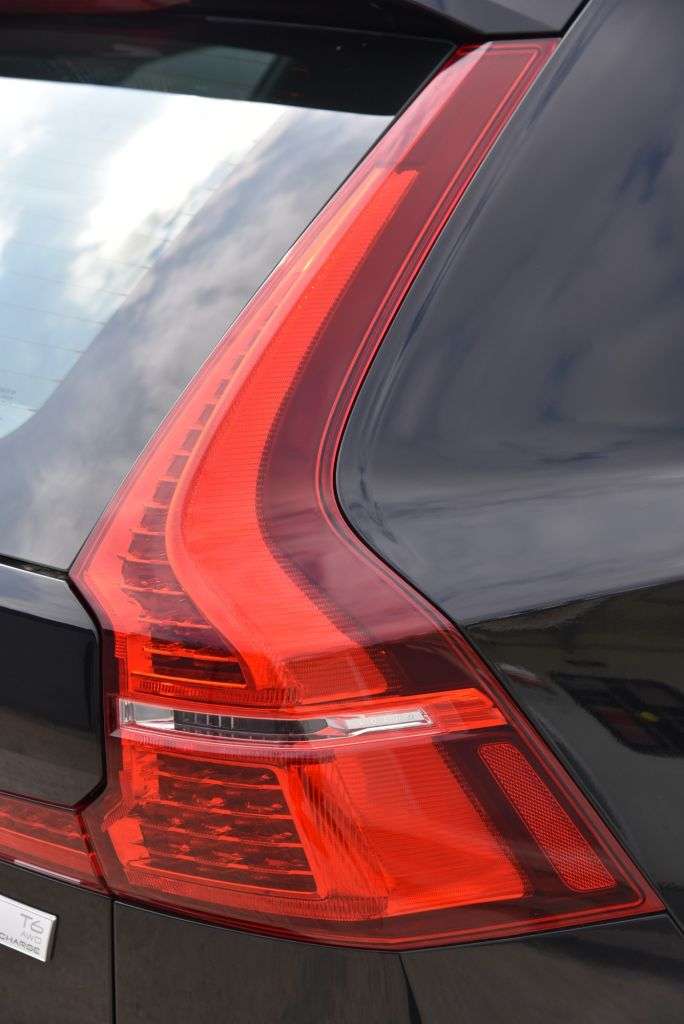 2020 VOLVO XC60 2020 VOLVO XC60