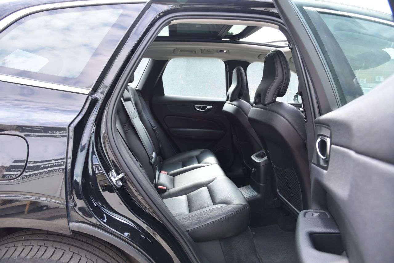 2020 VOLVO XC60 2020 VOLVO XC60