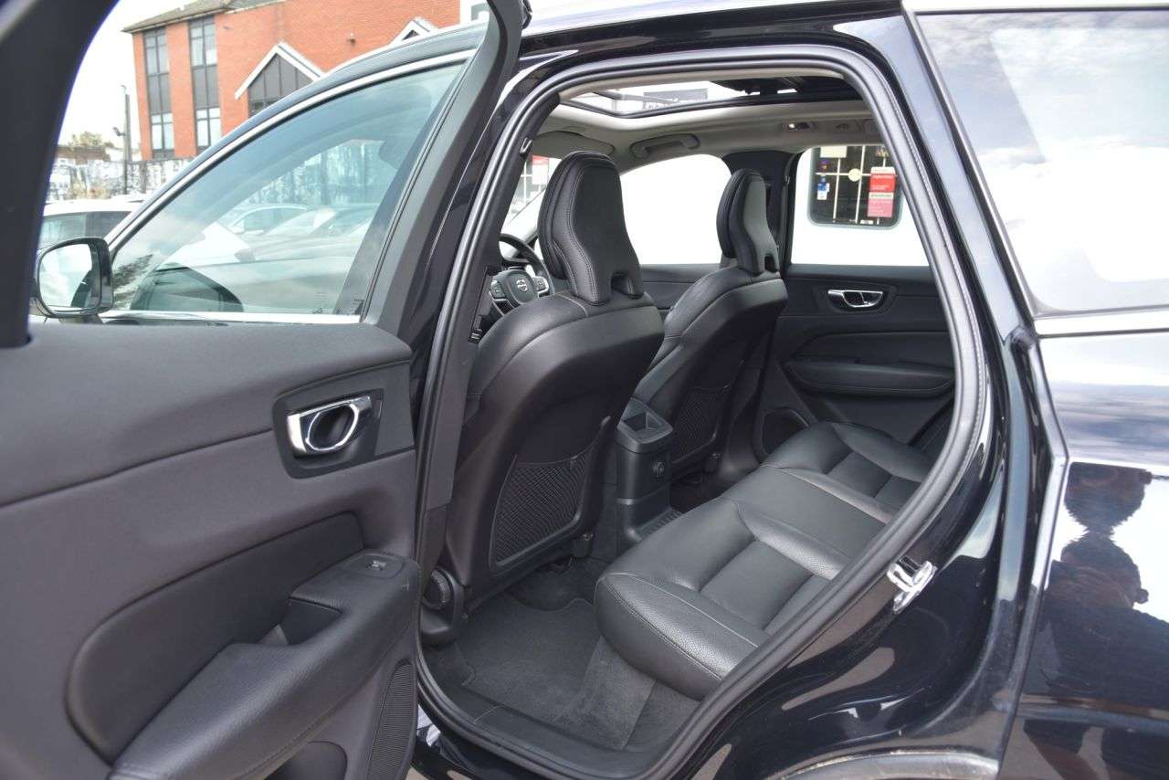 2020 VOLVO XC60 2020 VOLVO XC60