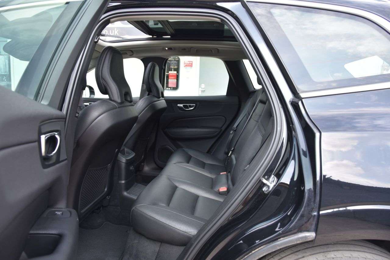 2020 VOLVO XC60 2020 VOLVO XC60