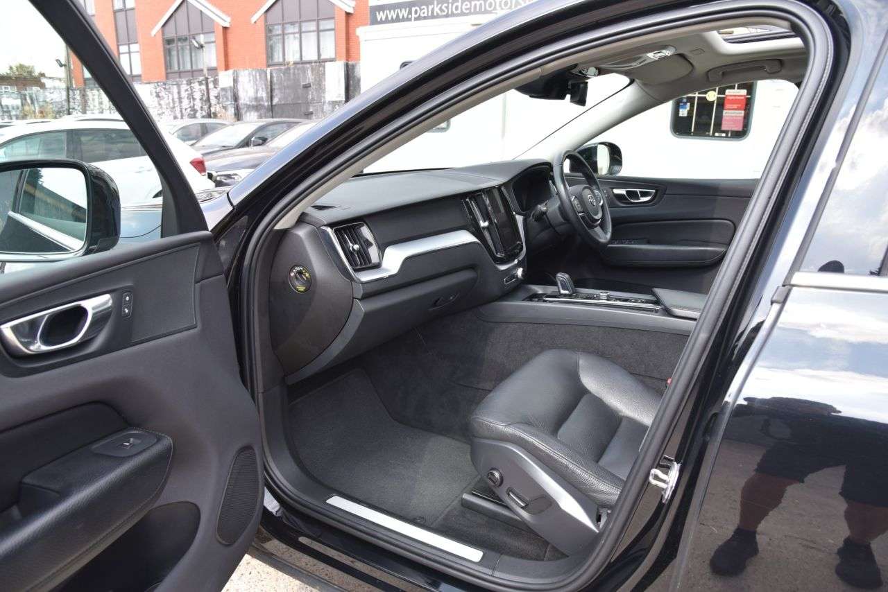 2020 VOLVO XC60 2020 VOLVO XC60