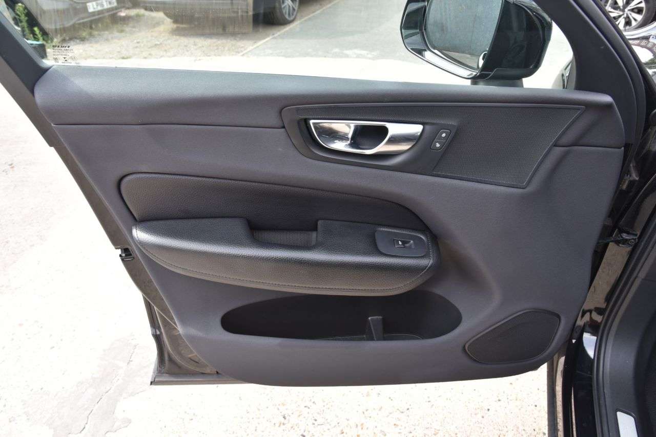 2020 VOLVO XC60 2020 VOLVO XC60