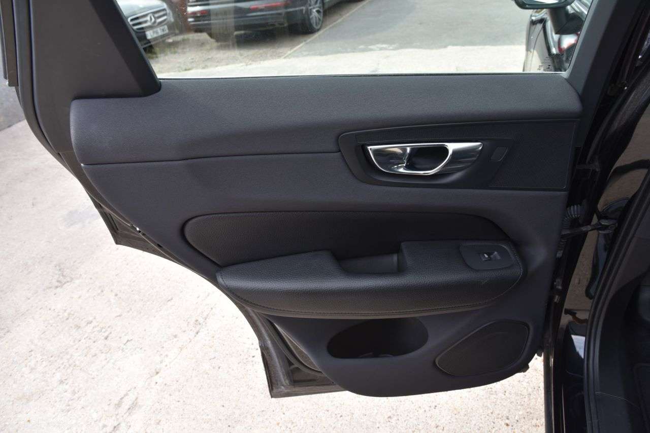 2020 VOLVO XC60 2020 VOLVO XC60