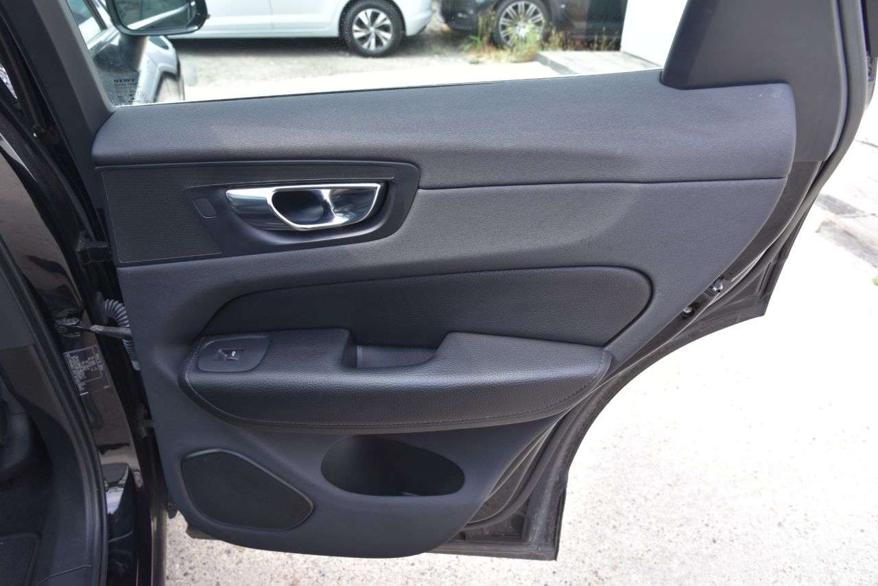 2020 VOLVO XC60 2020 VOLVO XC60