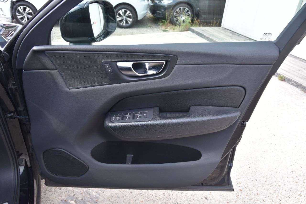 2020 VOLVO XC60 2020 VOLVO XC60