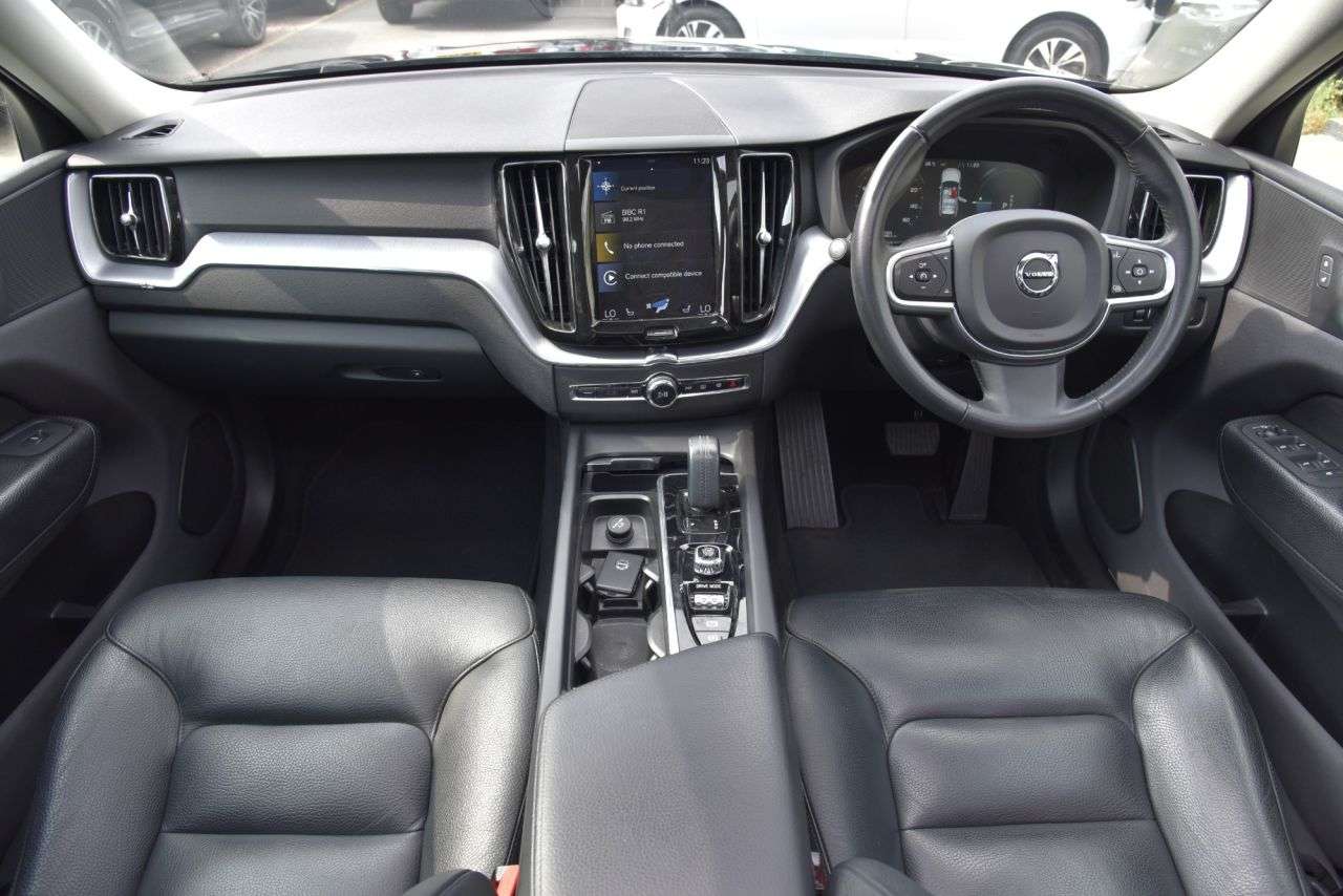 A 2020 VOLVO XC60 2.0h T6 Recharge 11.6kWh Inscription Expression SUV 5dr Petrol Plug-in Hybr A 2020 VOLVO XC60 2.0h T6 Recharge 11.6kWh Inscription Expression SUV 5dr Petrol Plug-in Hybr