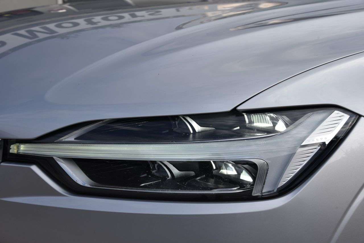 2018 VOLVO XC60 2018 VOLVO XC60