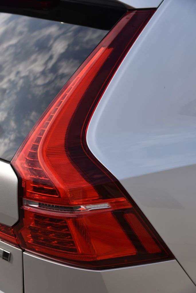 2018 VOLVO XC60 2018 VOLVO XC60