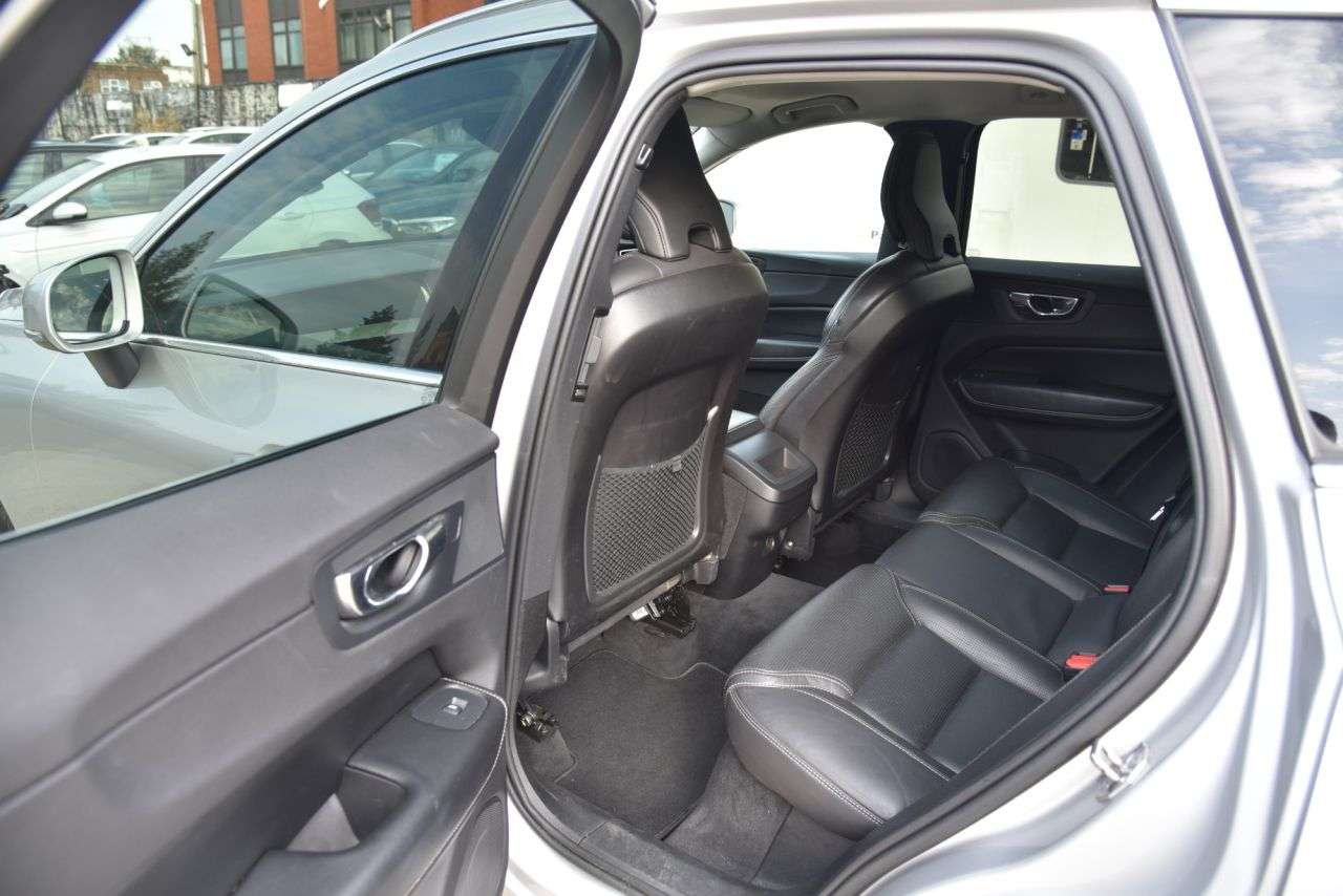 2018 VOLVO XC60 2018 VOLVO XC60