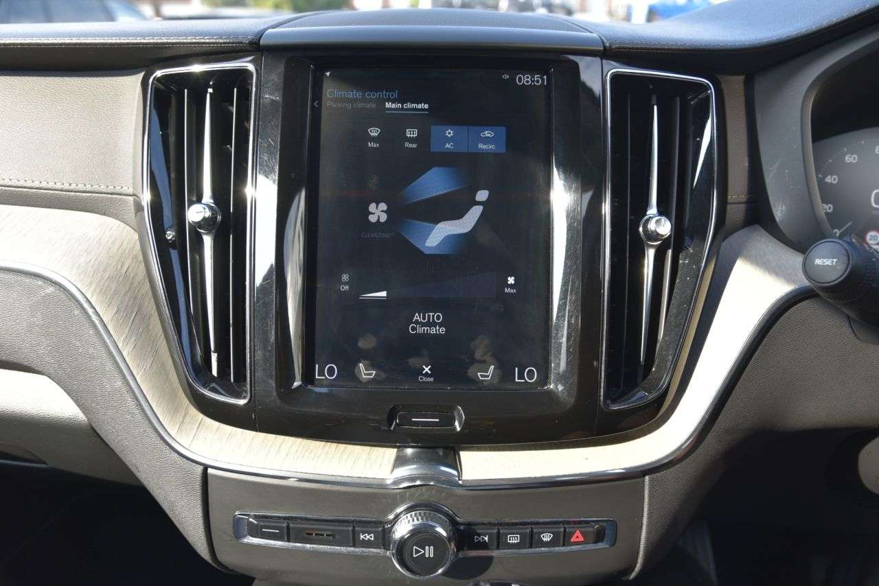 2018 VOLVO XC60 2018 VOLVO XC60