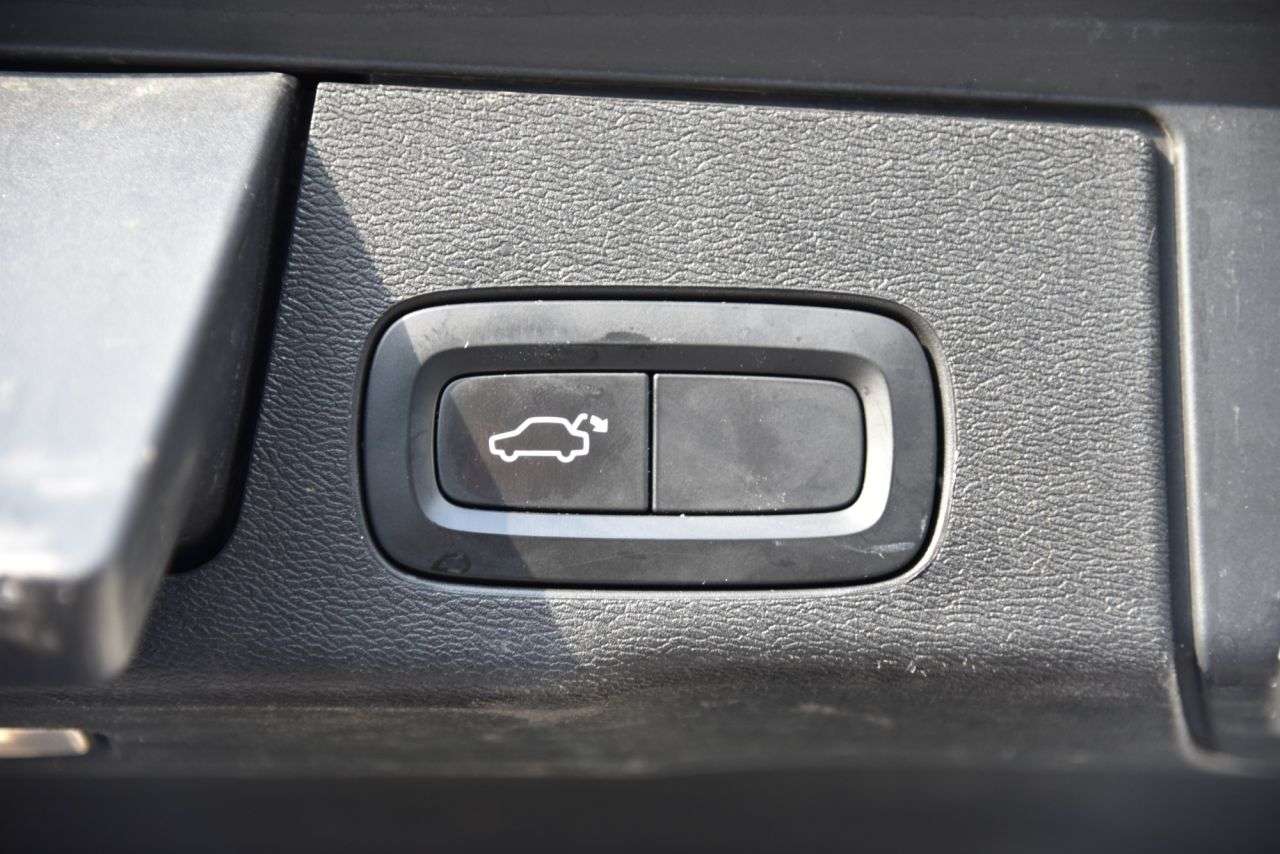 2018 VOLVO XC60 2018 VOLVO XC60