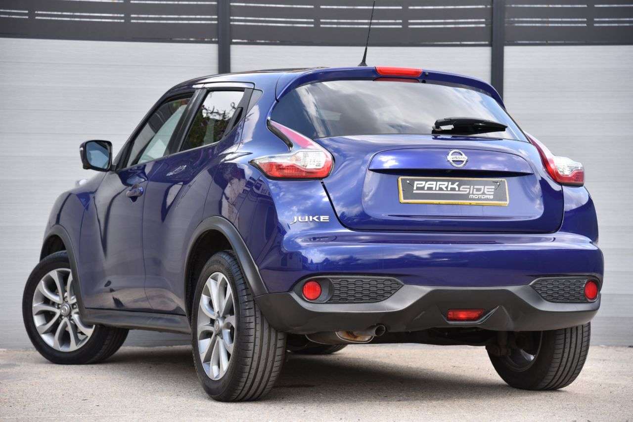 A 2015 NISSAN JUKE 1.6 Tekna SUV 5dr Petrol XTRON Euro 6 (117 ps) LEATHER | PRIVACY GLASS | 36 A 2015 NISSAN JUKE 1.6 Tekna SUV 5dr Petrol XTRON Euro 6 (117 ps) LEATHER | PRIVACY GLASS | 36