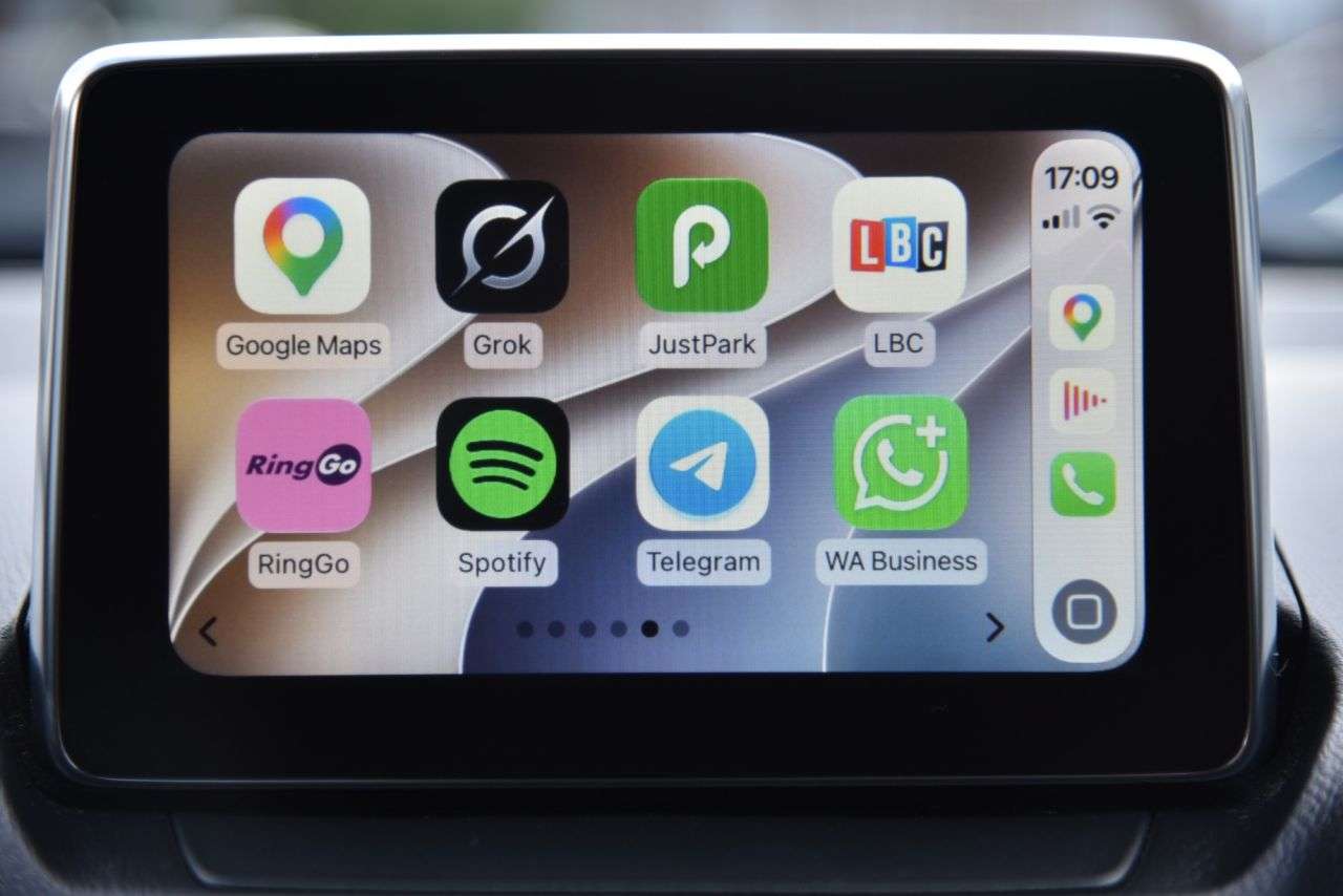 2017 MAZDA CX-3 2017 MAZDA CX-3