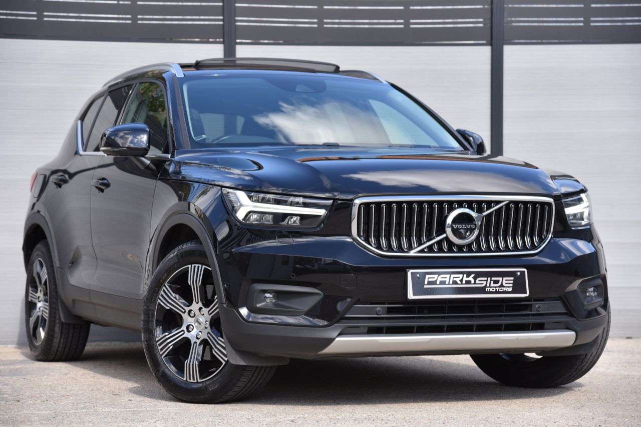 A 2019 VOLVO XC40 2.0 D3 Inscription SUV 5dr Diesel Auto AWD Euro 6 (s/s) (150 ps) LEATHER | A 2019 VOLVO XC40 2.0 D3 Inscription SUV 5dr Diesel Auto AWD Euro 6 (s/s) (150 ps) LEATHER |