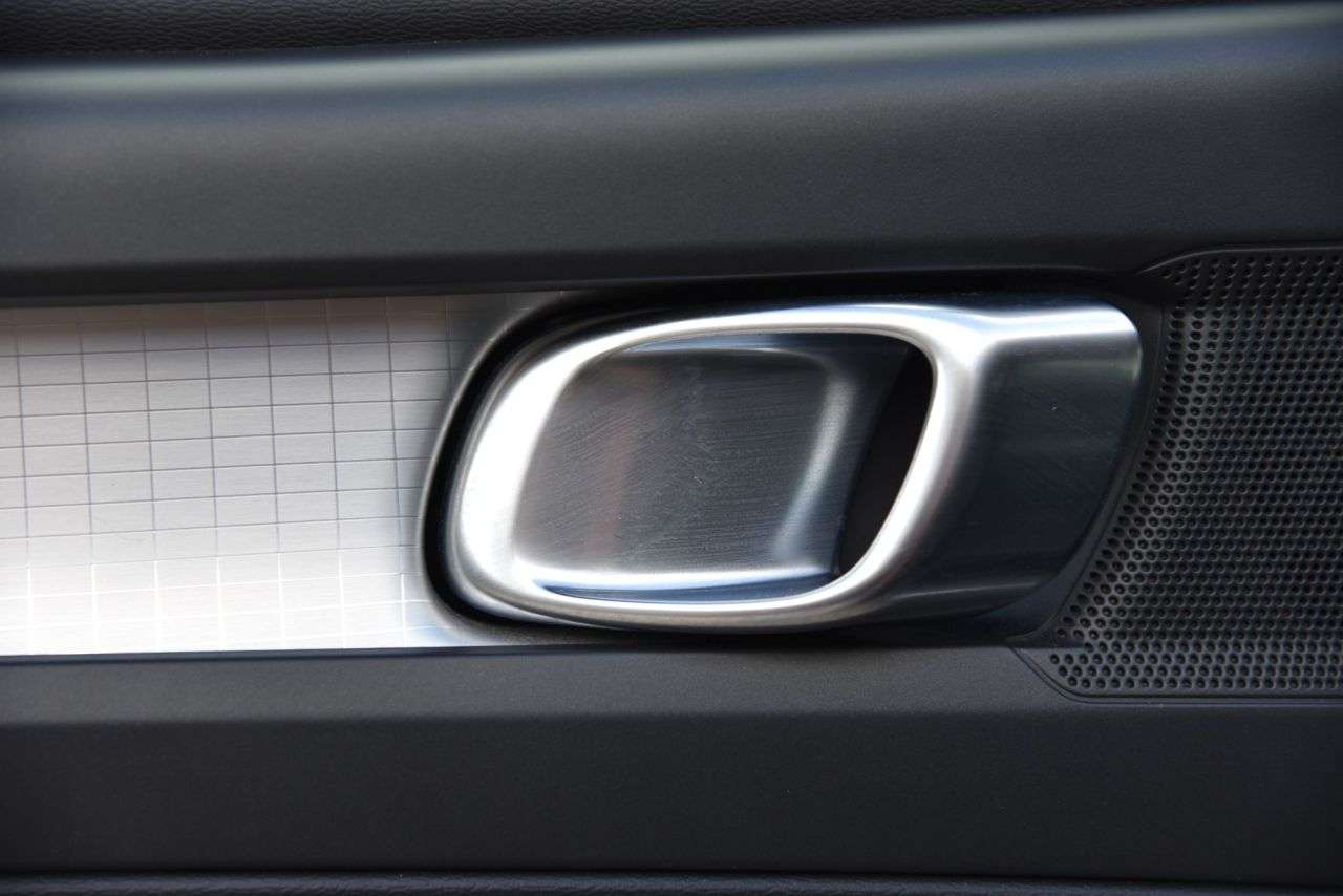 2019 VOLVO XC40 2019 VOLVO XC40