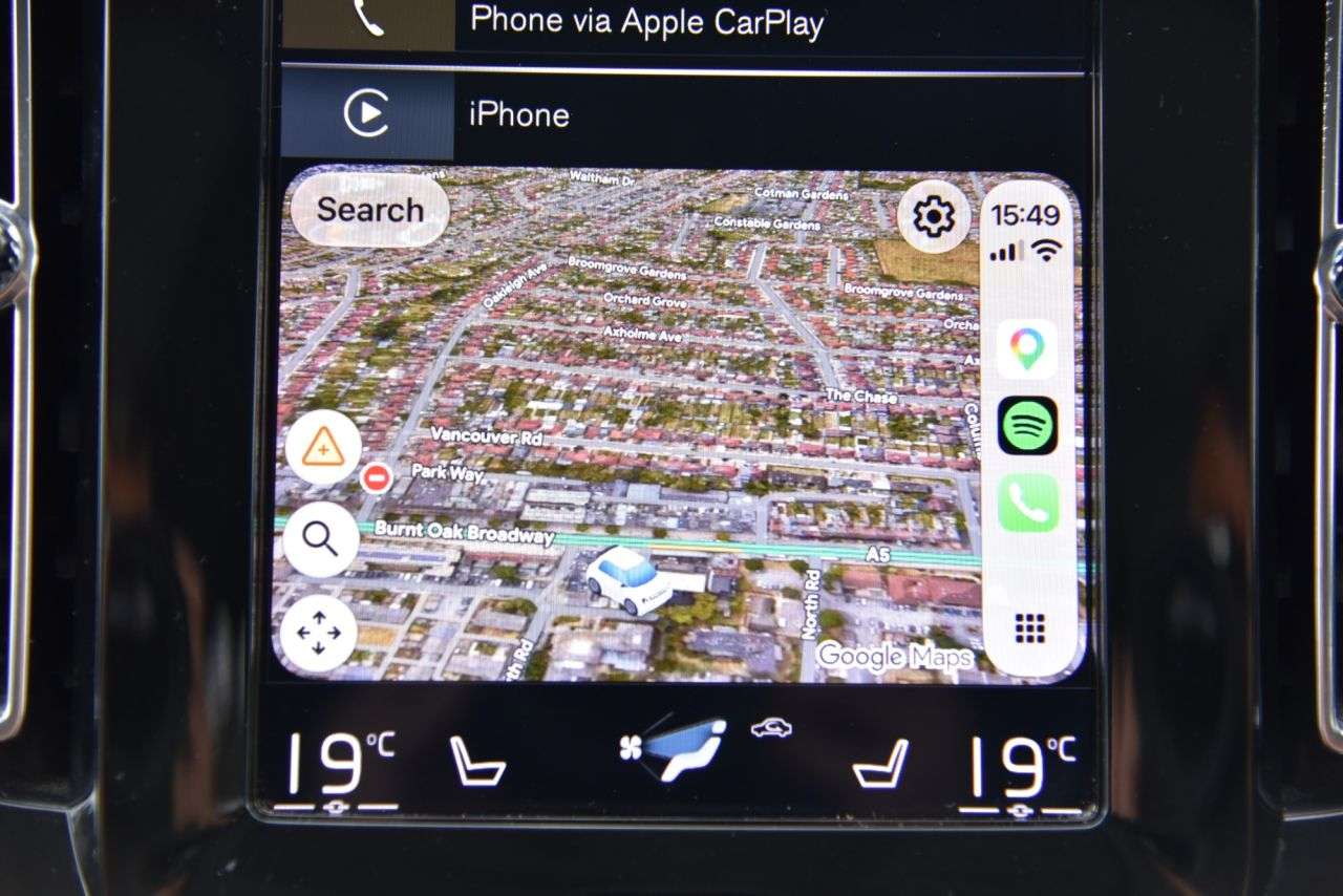 2019 VOLVO XC40 2019 VOLVO XC40