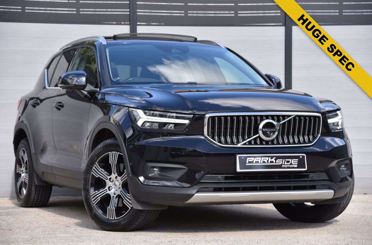 A 2019 VOLVO XC40 2.0 D3 Inscription SUV 5dr Diesel Auto AWD Euro 6 (s/s) (150 ps) LEATHER | A 2019 VOLVO XC40 2.0 D3 Inscription SUV 5dr Diesel Auto AWD Euro 6 (s/s) (150 ps) LEATHER |