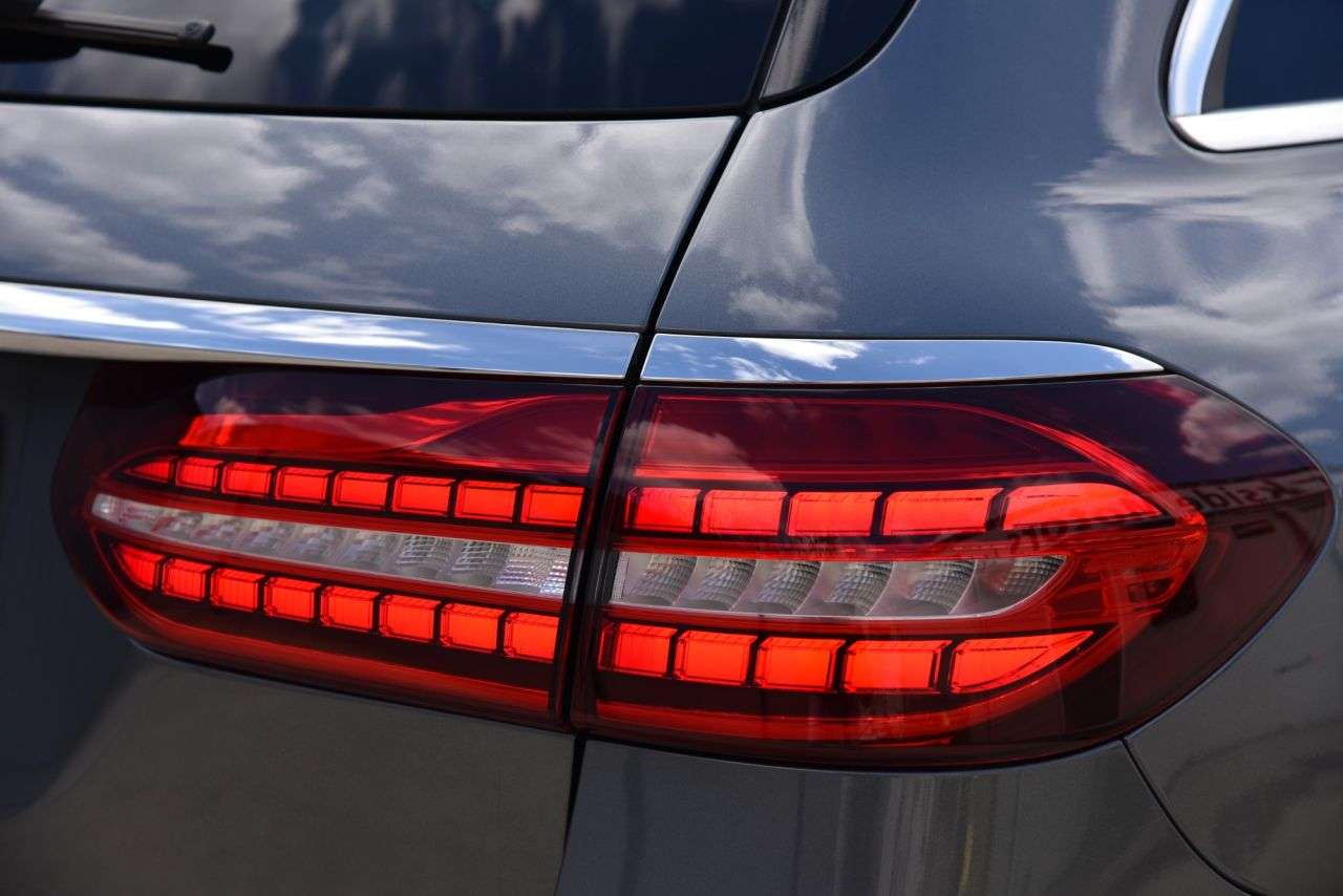 2021 MERCEDES-BENZ E CLASS 2021 MERCEDES-BENZ E CLASS