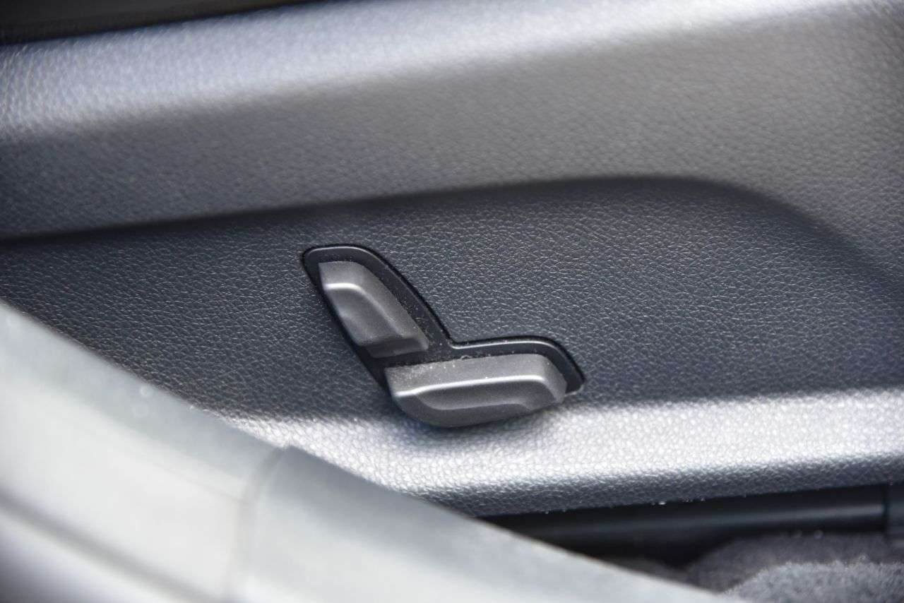 2021 MERCEDES-BENZ E CLASS 2021 MERCEDES-BENZ E CLASS