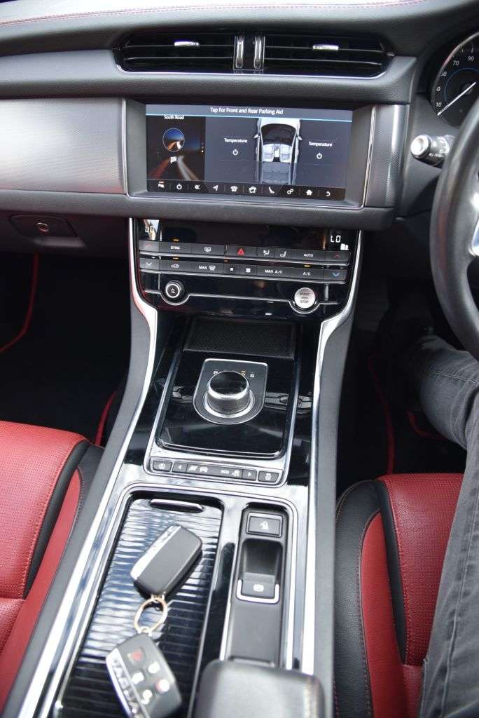 2019 JAGUAR XF 2019 JAGUAR XF